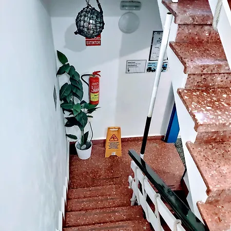 Neon Tenerife Отель Гуаса