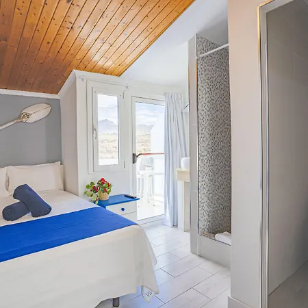 Отель Neon Tenerife 2*