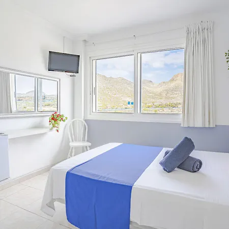 Neon Tenerife Hotel 2*