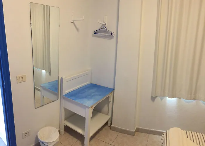 Hotell Neon Tenerife 2*