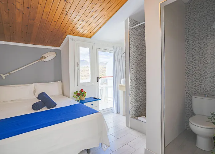 Hotel Neon Tenerife 2*